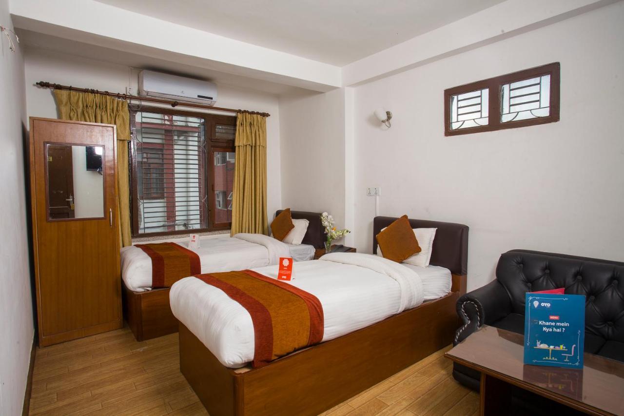 Oyo 104 Hotel Baltic Inn Katmandou Extérieur photo